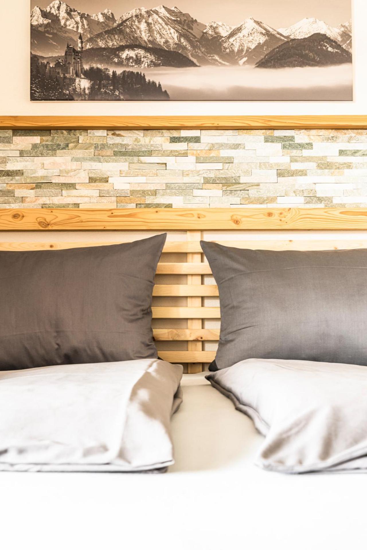 Hotel Christine Eisenberg  Extérieur photo