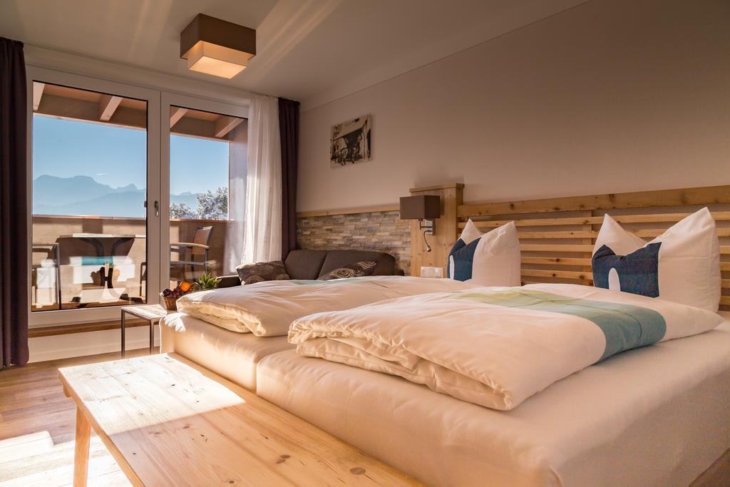Hotel Christine Eisenberg  Extérieur photo